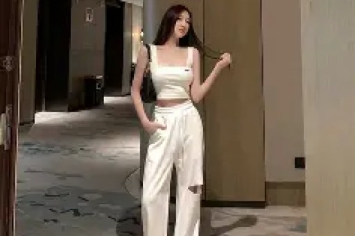 不是谢霆锋！不是李亚鹏！如今公开出面维护王菲的而是这个男人
